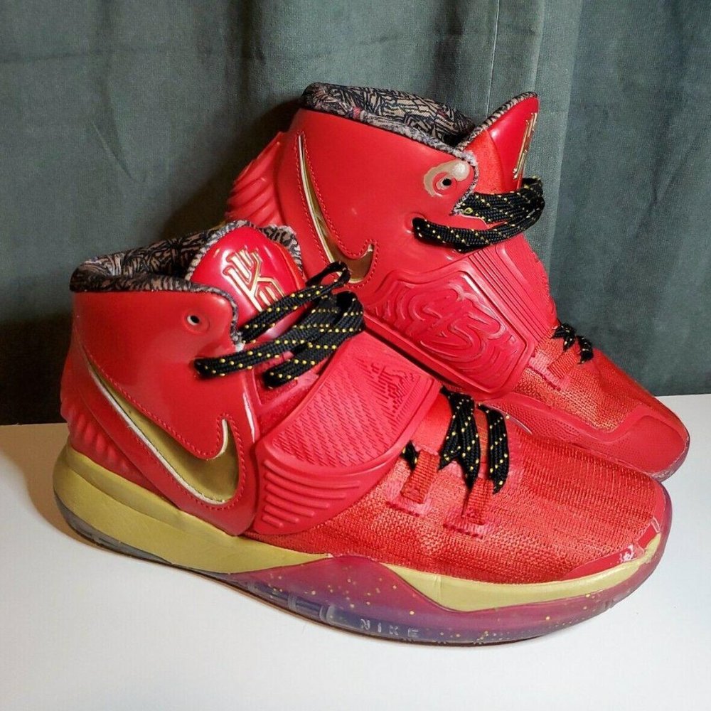 Nike Kyrie 6 All Star GS Size 6.5Y / Women’s 8.5 Trophies